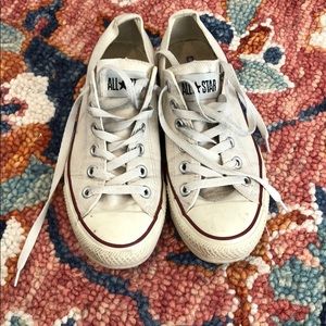 Low top Converse